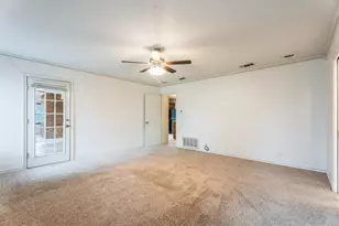 9130 Hanging Moss Dr, Granbury, TX 76049 - Photo 17