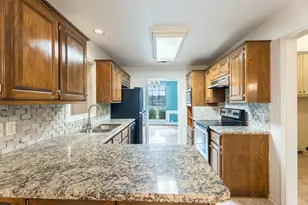 9130 Hanging Moss Dr, Granbury, TX 76049 - Photo 7