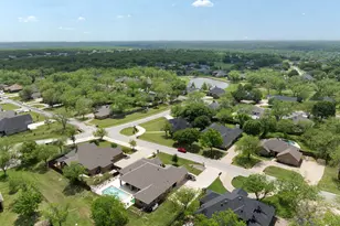 9130 Hanging Moss Dr, Granbury, TX 76049 - Photo 37