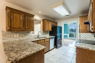 9130 Hanging Moss Dr, Granbury, TX 76049 - Photo 7