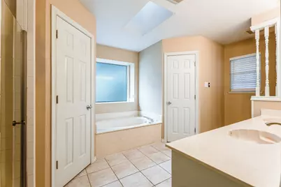 9130 Hanging Moss Drive, Granbury, TX 76049 - Photo 15