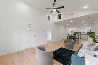 301 N Friou Street, Alvarado, TX 76009 - Photo 11