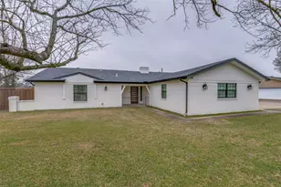 1055 Wright St, Terrell, TX 75160 - Photo 1