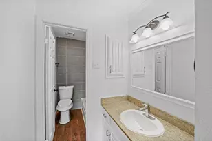 14800 Enterprise Dr, Farmers Branch, TX 75234 - Photo 13