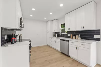 2003 Deerfield Drive, Carrollton, TX 75007 - Photo 9