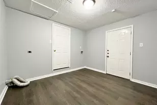 2625 E 12th St, Fort Worth, TX 76111 - Photo 15