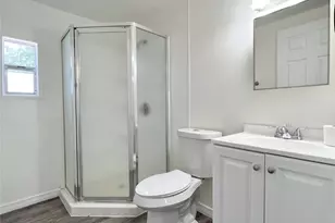 2625 E 12th St, Fort Worth, TX 76111 - Photo 9