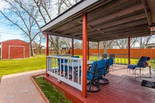 1333 S Pine St, Grapevine, TX 76051 - Photo 33