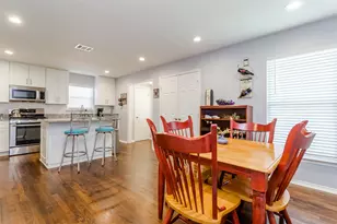 1333 S Pine St, Grapevine, TX 76051 - Photo 9