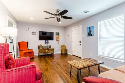 1333 S Pine Street, Grapevine, TX 76051 - Photo 11