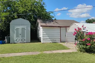 218 Bandera St, Benbrook, TX 76126 - Photo 3