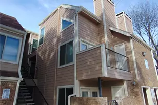 9819 Walnut St, Dallas, TX 75243 - Photo 11