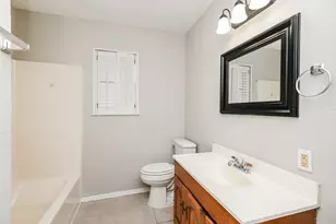 918 Kerry St, Benbrook, TX 76126 - Photo 13