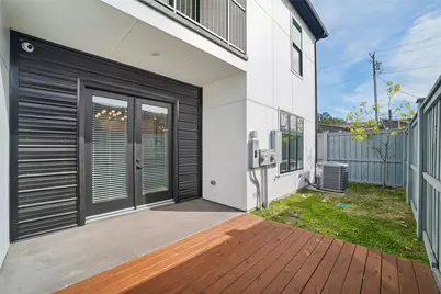 4618 Columbia Avenue #Bulding 2, Dallas, TX 75226 - Photo 25