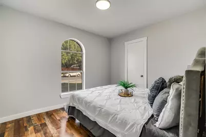 941 Willow Circle S, Burleson, TX 76028 - Photo 15