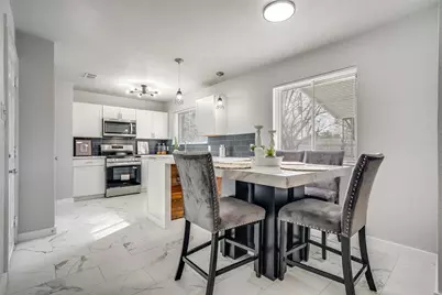 941 Willow Circle S, Burleson, TX 76028 - Photo 7