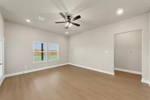 275 Brent Ln, Greenville, TX 75402 - Photo 15