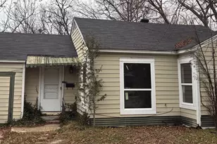 1107 Pecan Dr, Greenville, TX 75401 - Photo 1