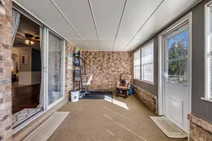 1019 S Valentine Dr, Sherman, TX 75090 - Photo 11