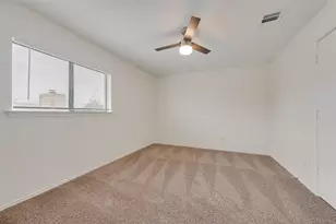 11805 Eloise Dr, Balch Springs, TX 75180 - Photo 21