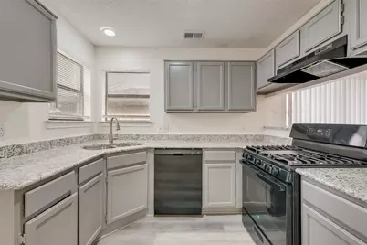 11805 Eloise Drive, Balch Springs, TX 75180 - Photo 11