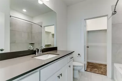 663 Vista Oaks Road, Lewisville, TX 75067 - Photo 9