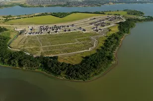 2216 Valencia Dr, Little Elm, TX 75068 - Photo 17