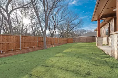 2218 Water Crest Lane, Glenn Heights, TX 75154 - Photo 37