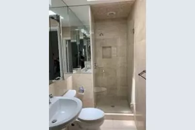 6421 Lake Circle Drive, Dallas, TX 75214 - Photo 11