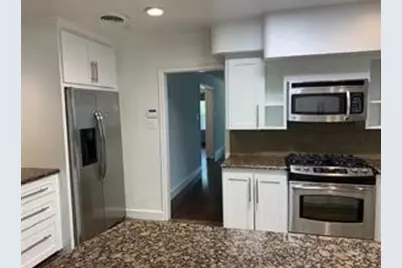 6421 Lake Circle Drive, Dallas, TX 75214 - Photo 5