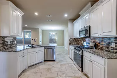 606 Seneca Boulevard, McKinney, TX 75069 - Photo 5