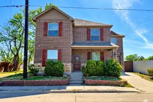 606 Seneca Blvd, McKinney, TX 75069 - Photo 1