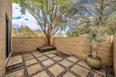 5713 Pershing Avenue, Fort Worth, TX 76107 - Photo 9