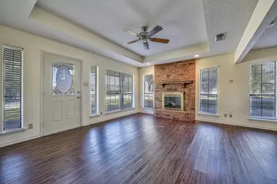 720 Lakeshore Drive, Little Elm, TX 75068 - Photo 13