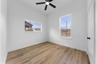 1259 Bonham Street, Paris, TX 75460 - Photo 13