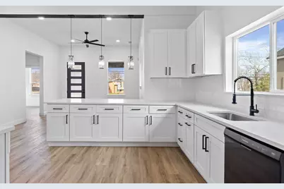 1259 Bonham Street, Paris, TX 75460 - Photo 7