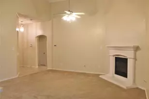 5752 Barrier Reef Dr, Fort Worth, TX 76179 - Photo 3
