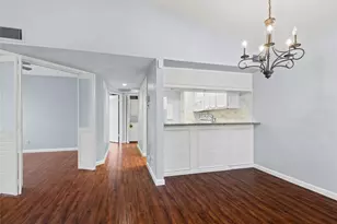 3101 Townbluff Dr, Plano, TX 75075 - Photo 9