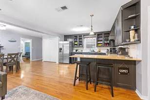 327 Nob Hill Ln, Seven Points, TX 75143 - Photo 7