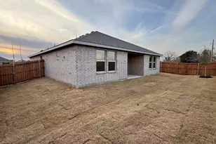 568 Marsh St, Cleburne, TX 76033 - Photo 19