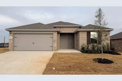 568 Marsh Street, Cleburne, TX 76033 - Photo 1