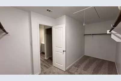 568 Marsh Street, Cleburne, TX 76033 - Photo 11