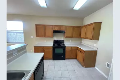 724 Courson Drive, DeSoto, TX 75115 - Photo 9