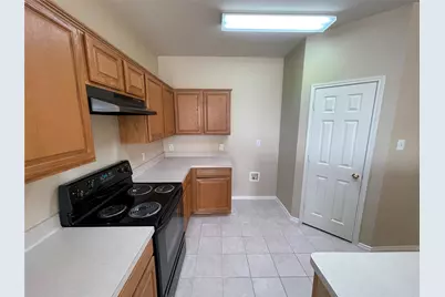 724 Courson Drive, DeSoto, TX 75115 - Photo 7