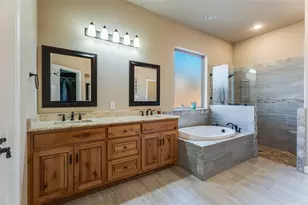 8825 Sundance Pl Ct, Granbury, TX 76049 - Photo 25