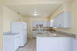 3718 Yellowstone St, Irving, TX 75062 - Photo 7