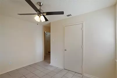 3718 Yellowstone Street, Irving, TX 75062 - Photo 23