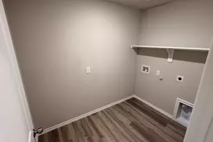 560 Marsh St, Cleburne, TX 76033 - Photo 17