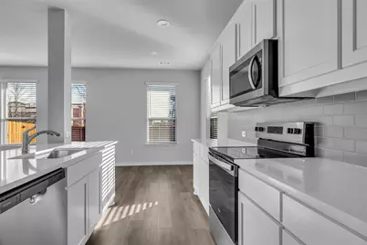 6915 Yellow Hammer Way, Arlington, TX 76001 - Photo 9