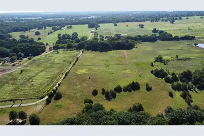 1979 County Road 1135, Ravenna, TX 75476 - Photo 31